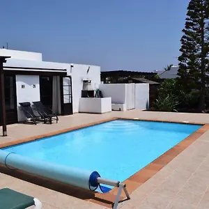 Imogen With New Heated Swimming Pool Villa