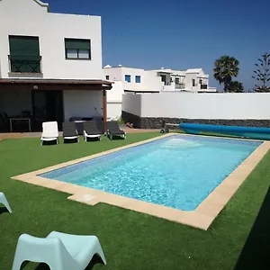 Villaantonia Private Huge Heated Pool And Super Fast Wifi Holiday home